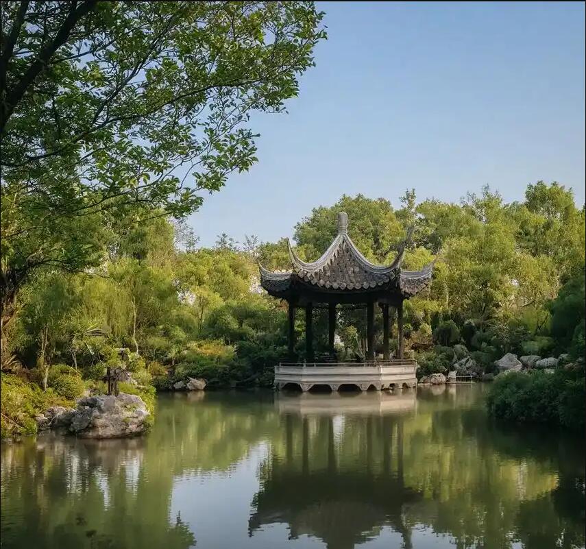 文山州半芹土建有限公司